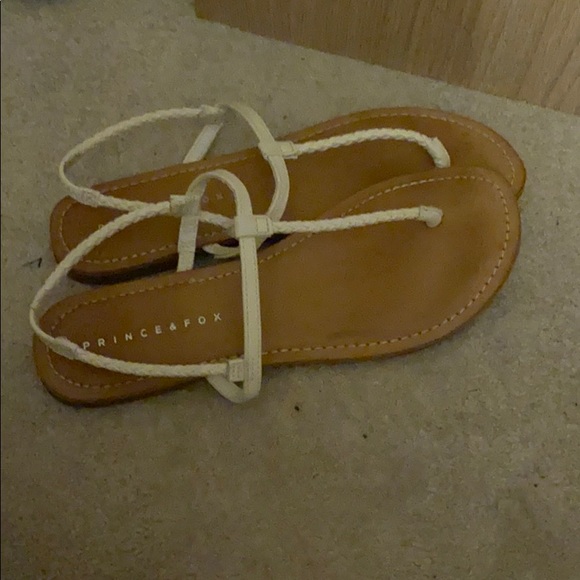 sandals - Picture 3 of 3